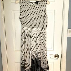 Forever 21 dress, black & off-white, size M